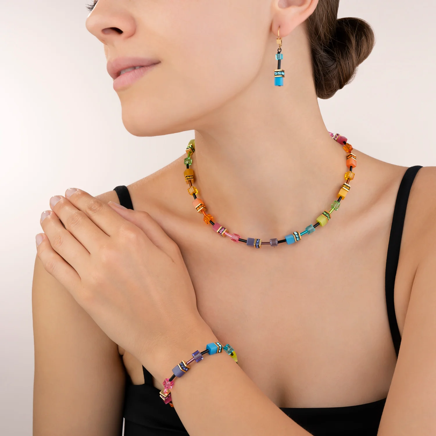 GeoCUBE® Earrings multicolour rainbow gold - Image 4